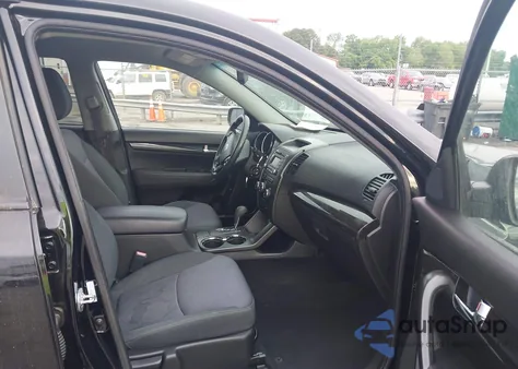 2012 Kia Sorento Lx из США, поврежденный, VIN 5XYKT3A65CG255925